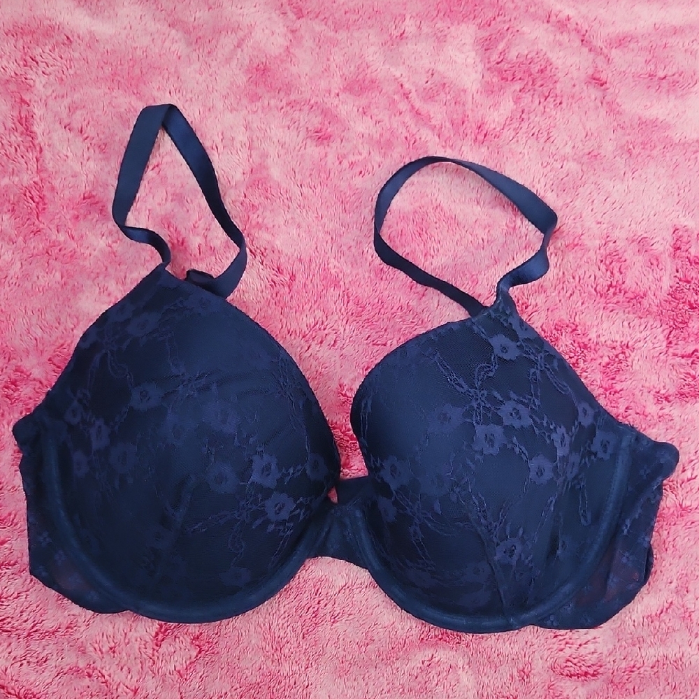 Victoria's Secret Elegant Navy Lace Bra